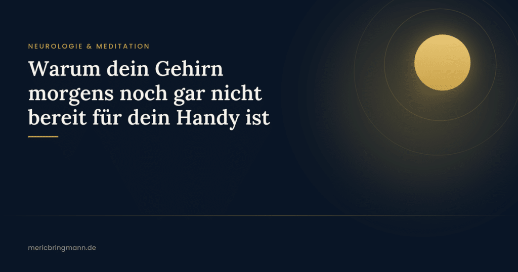 Person wacht ruhig auf, ohne Handy, Sonnenaufgang